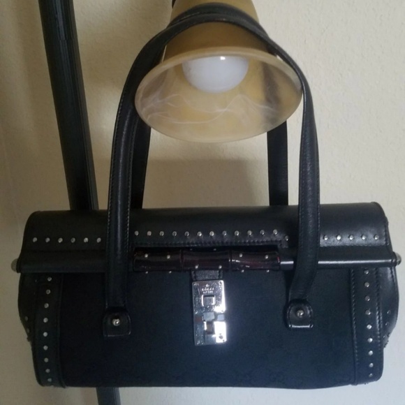 Gucci handbag authentic - Picture 2 of 4